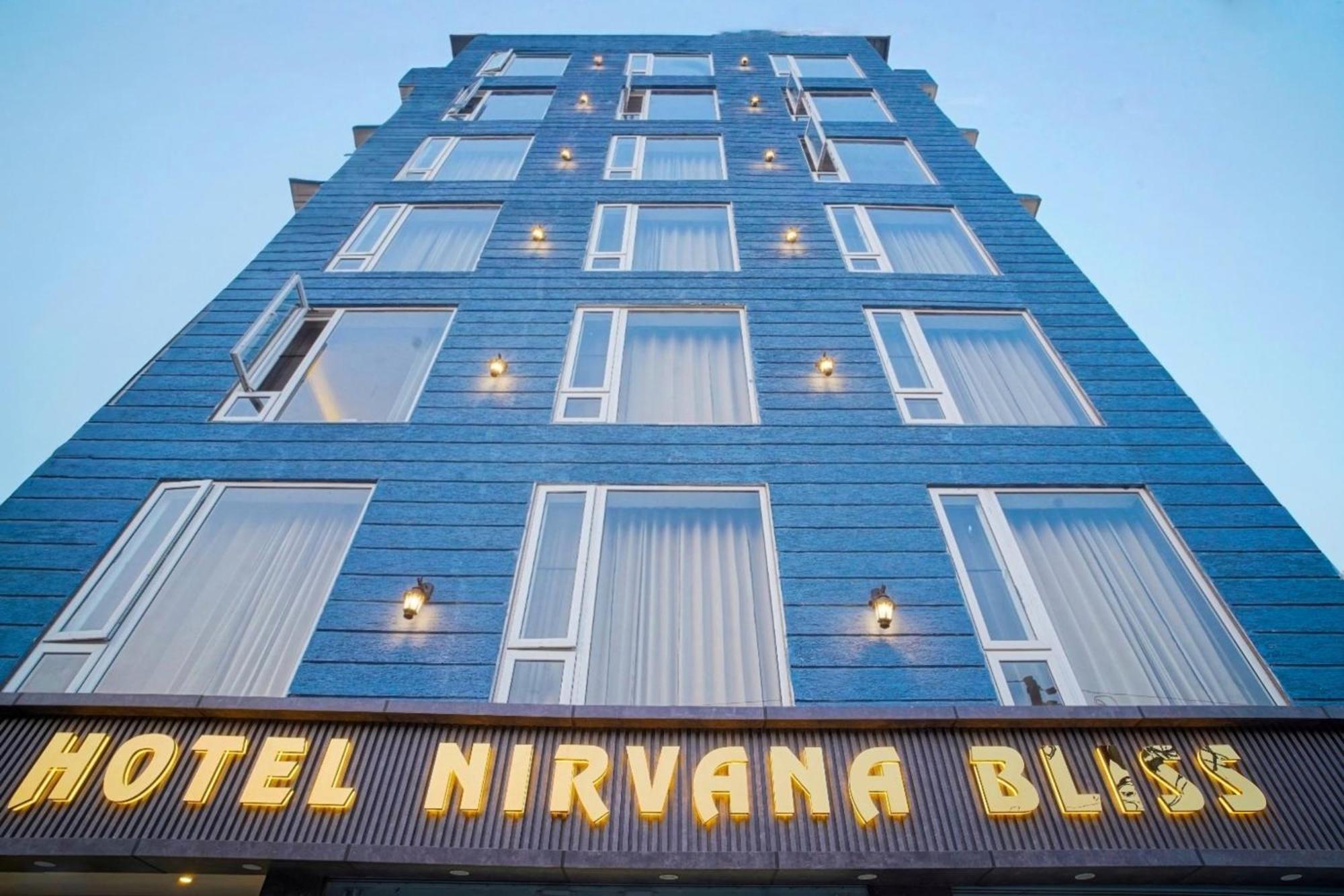 Hotel Nirvana Bliss, Behind Parmarth Niketan Rishīkesh Exteriör bild