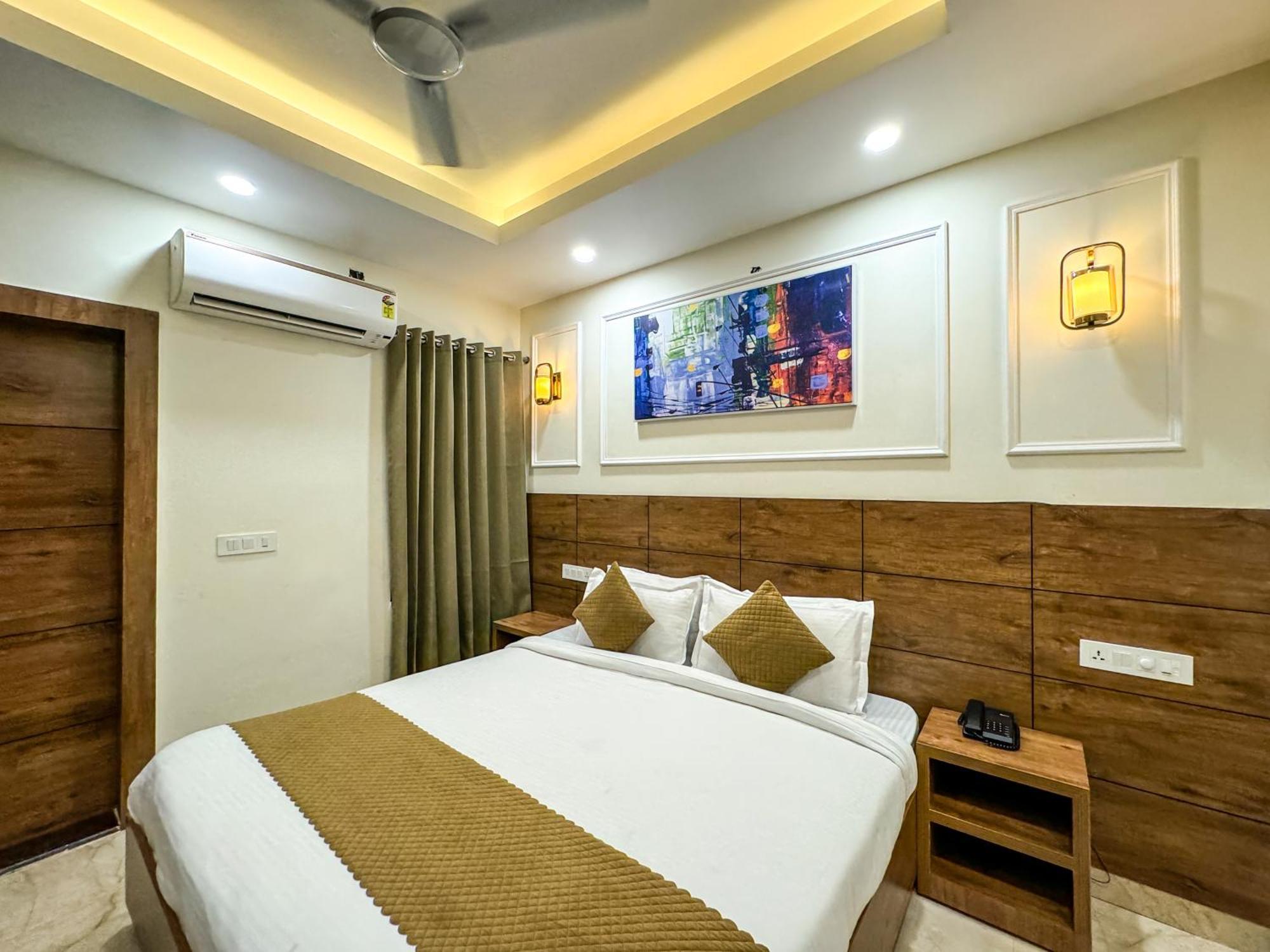 Hotel Nirvana Bliss, Behind Parmarth Niketan Rishīkesh Exteriör bild